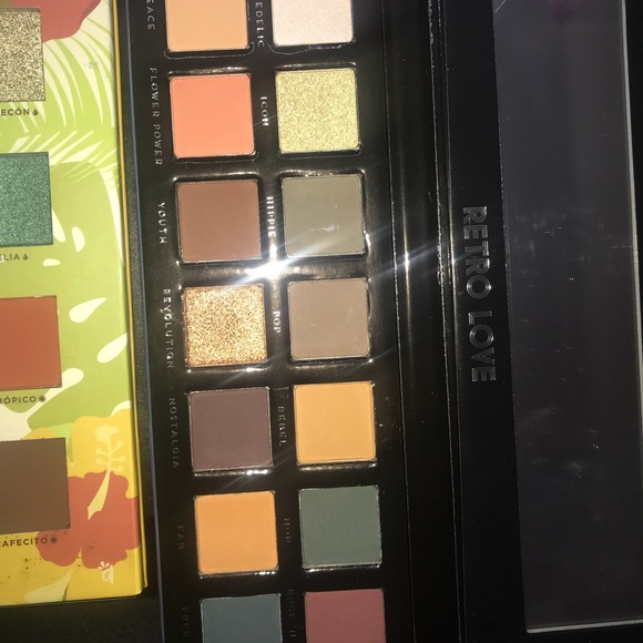 NWT Eyeshadow Bundle - Picture 4 of 6
